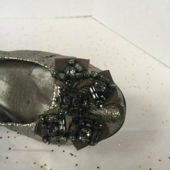 Tory Burch Azalea Silver Bow Flats - 9.5 - Picture 4 of 8